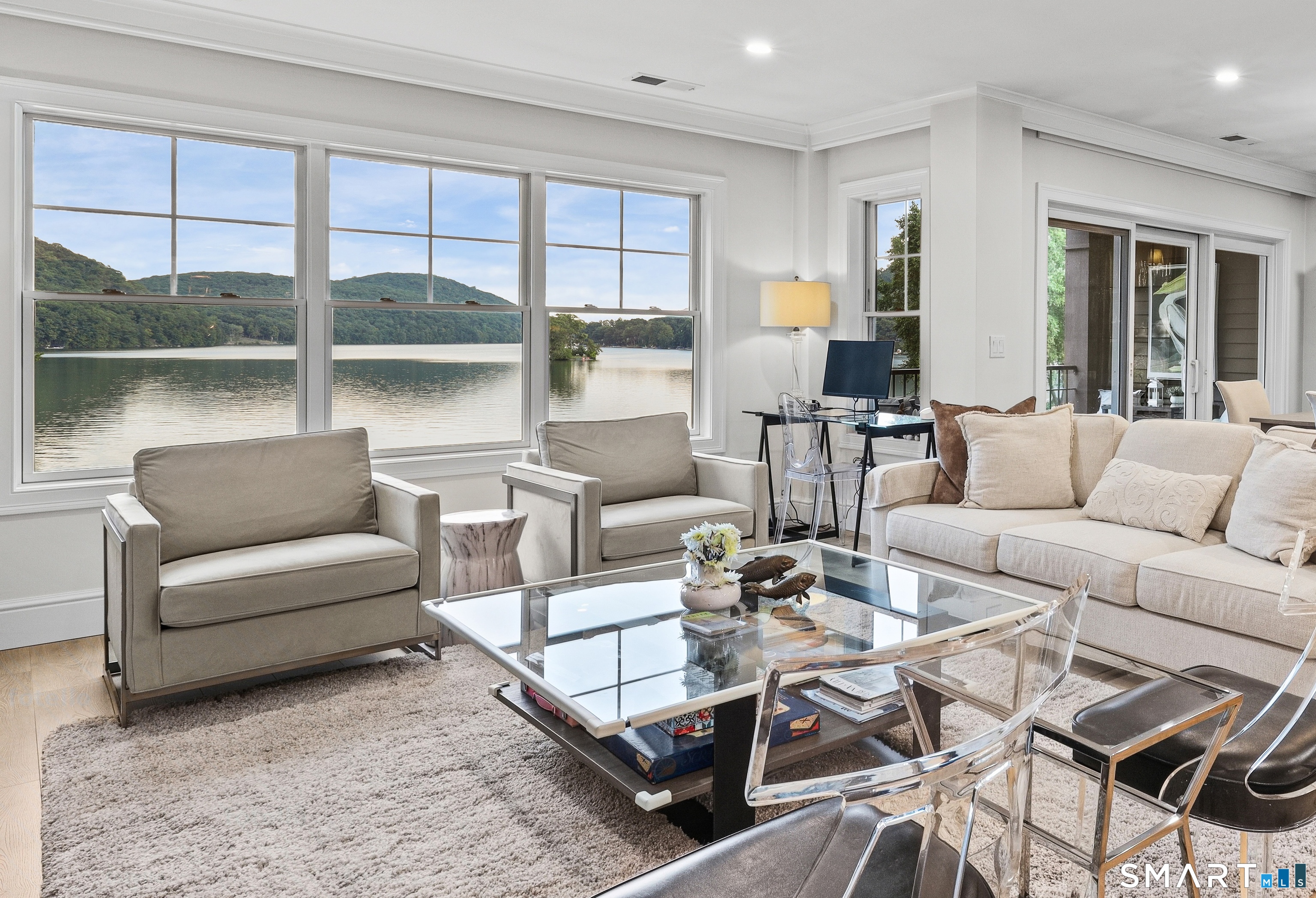 16 Hayestown Road, d202, Danbury, CT 06811 | For Sale at $949,000