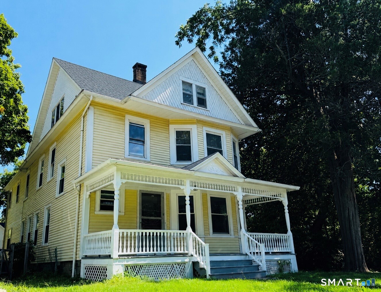 1908 Stratfield Road, Fairfield, CT 06825 | For Sale at $925,000
