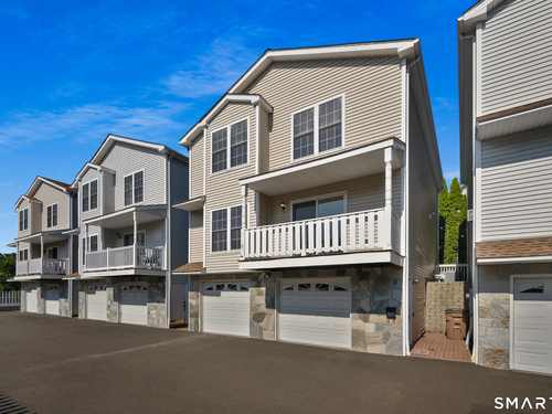  townhouse condo for sale located at 42 Highland Road, 5, Stamford, CT 06902