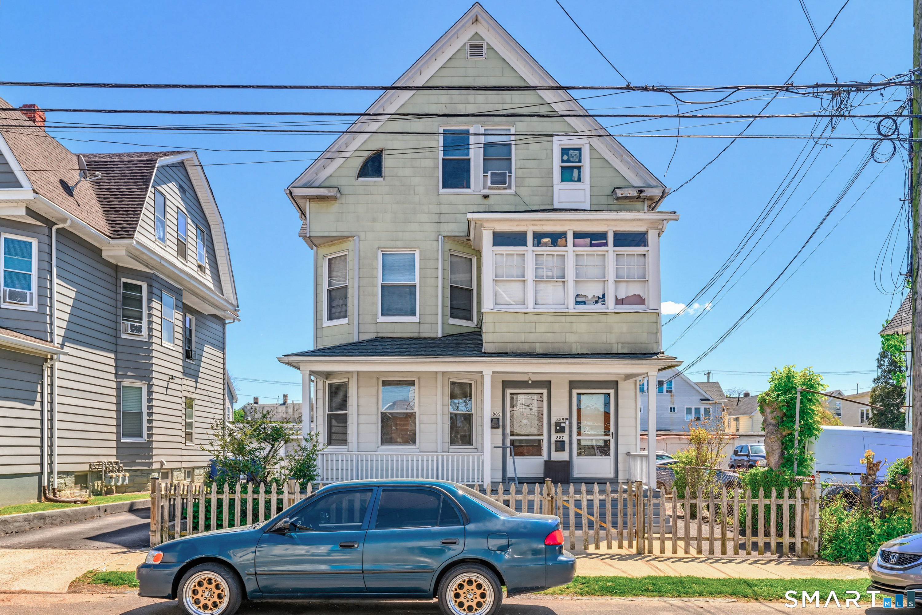 885 Grand Street, Bridgeport, CT 06604 | For Sale at $699,000