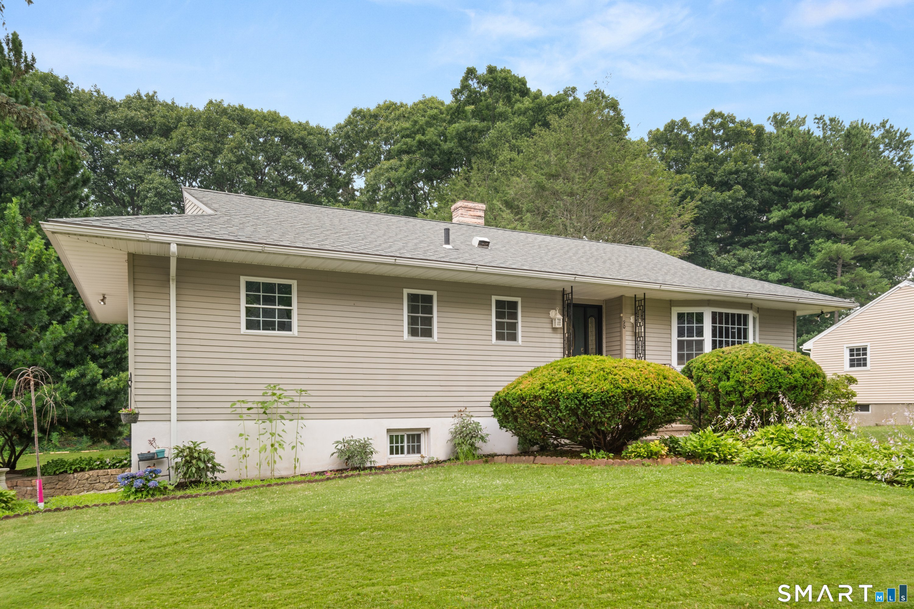 90 Meadowlawn Road, Stratford, CT 06614 | For Sale at $599,999