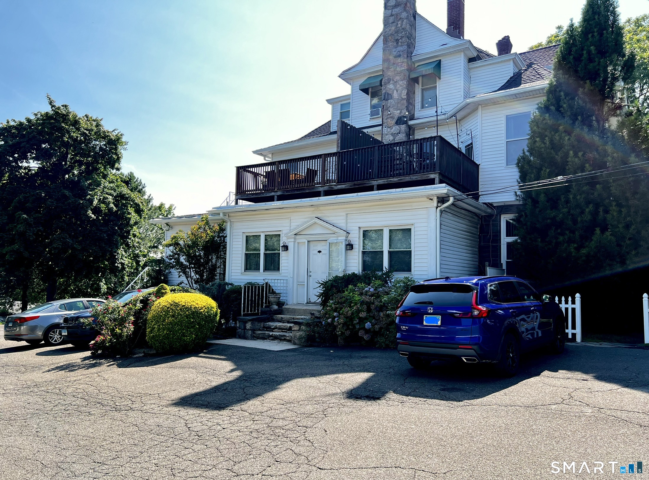 5 Hundley Court, 1d, Stamford, CT 06902 | For Sale at $300,000