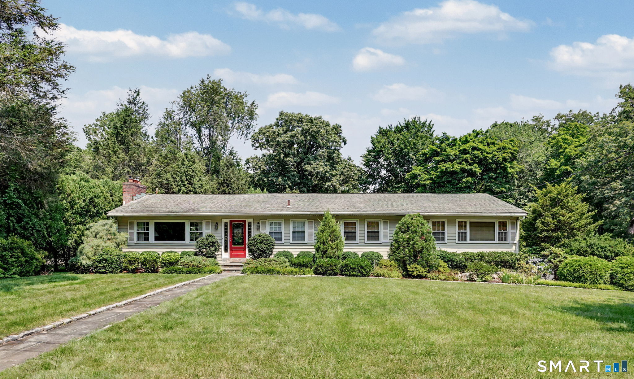 45 Hemlock Drive, Stamford, CT 06902 | For Sale at $1,075,000
