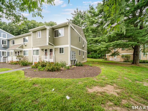  condo home for sale located at 6 Rose Lane, 3-17, Danbury, CT 06811