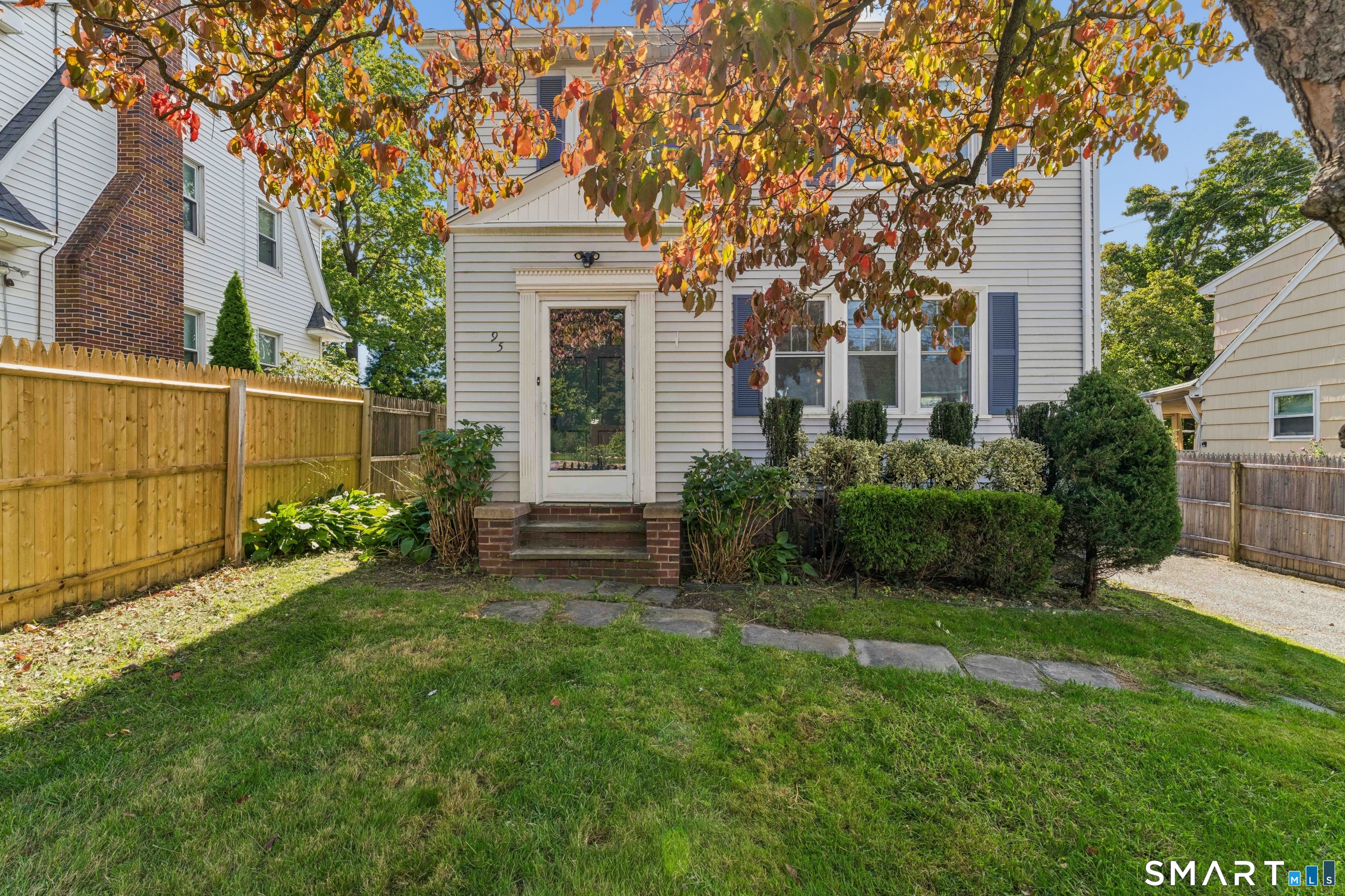 95 Orange Street, Stamford, CT 06902 | For Sale at $675,000