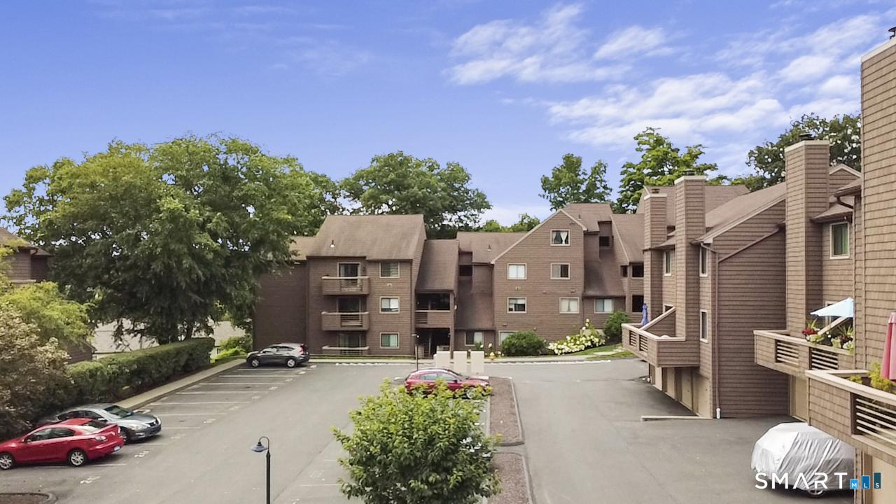 166 Old Brookfield Road, 26d4, Danbury, CT 06811 | For Sale at $229,000