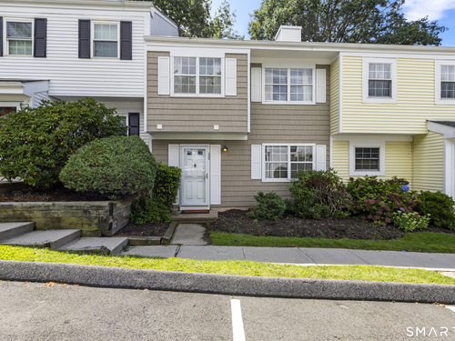  townhouse condo for sale located at 93 Park Avenue, 305, Danbury, CT 06810