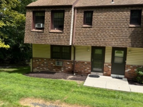  townhouse condo for sale located at 120 Homestead Lane, 120, Brookfield, CT 06804