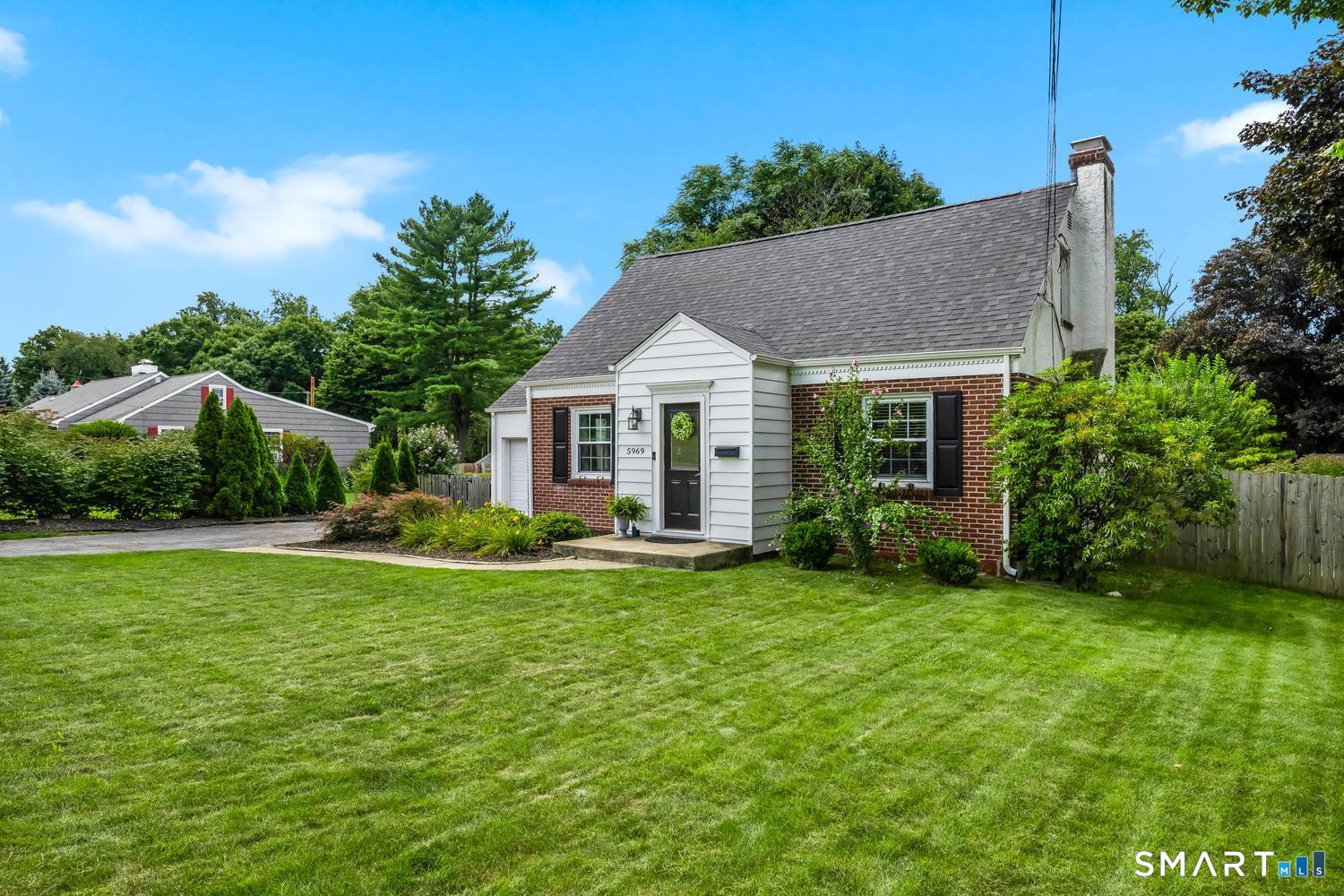 5969 Main Street, Trumbull, CT 06611 | For Sale at $530,000