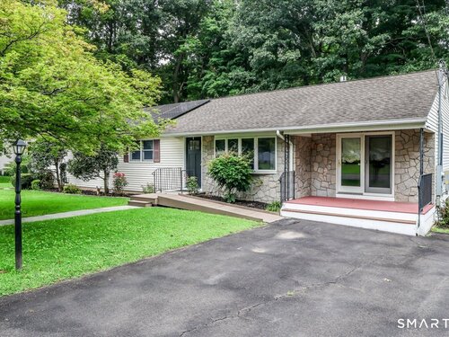  single family home for sale located at 14 Ivy Lane, Danbury, CT 06811
