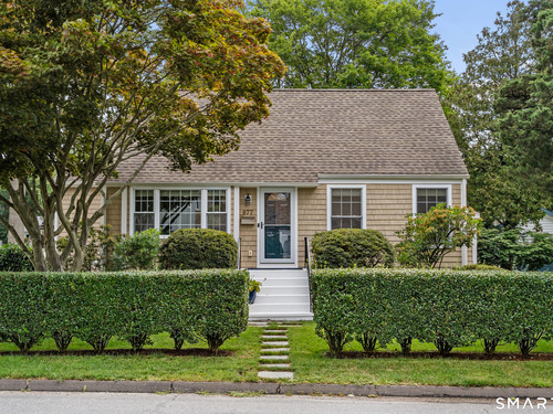  single family home for sale located at 877 South Pine Creek Road, Fairfield, CT 06824