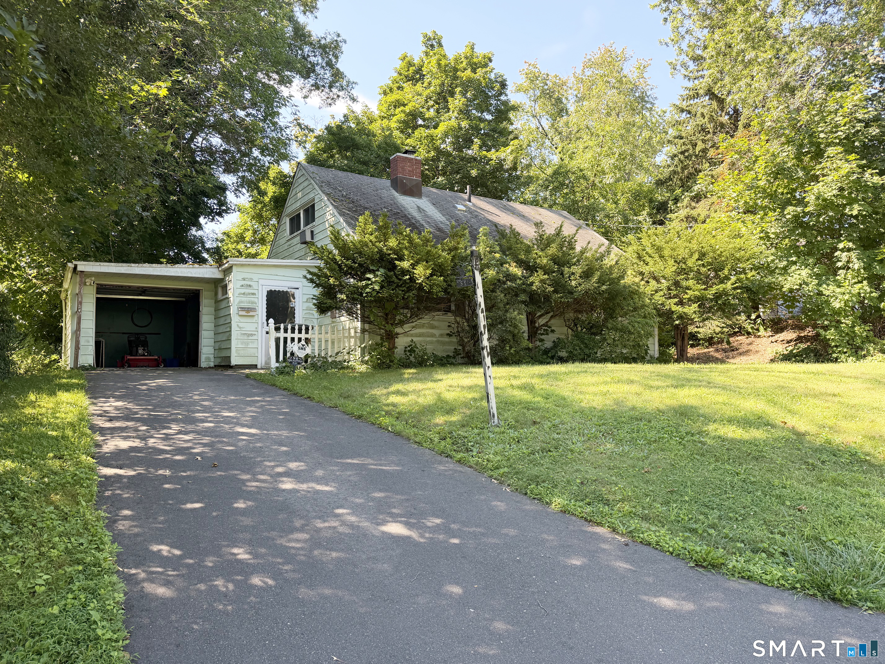 581 Palmetto Road, Bridgeport, CT 06606 | For Sale at $350,000