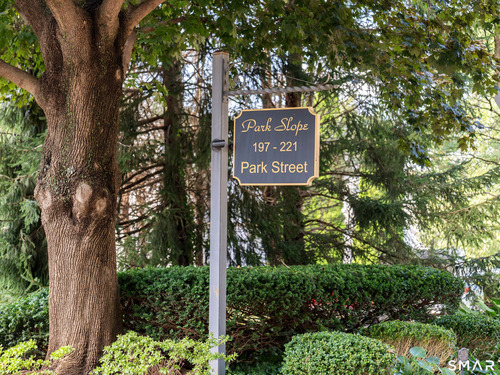  townhouse condo for sale located at 197 Park Street, 197, New Canaan, CT 06840