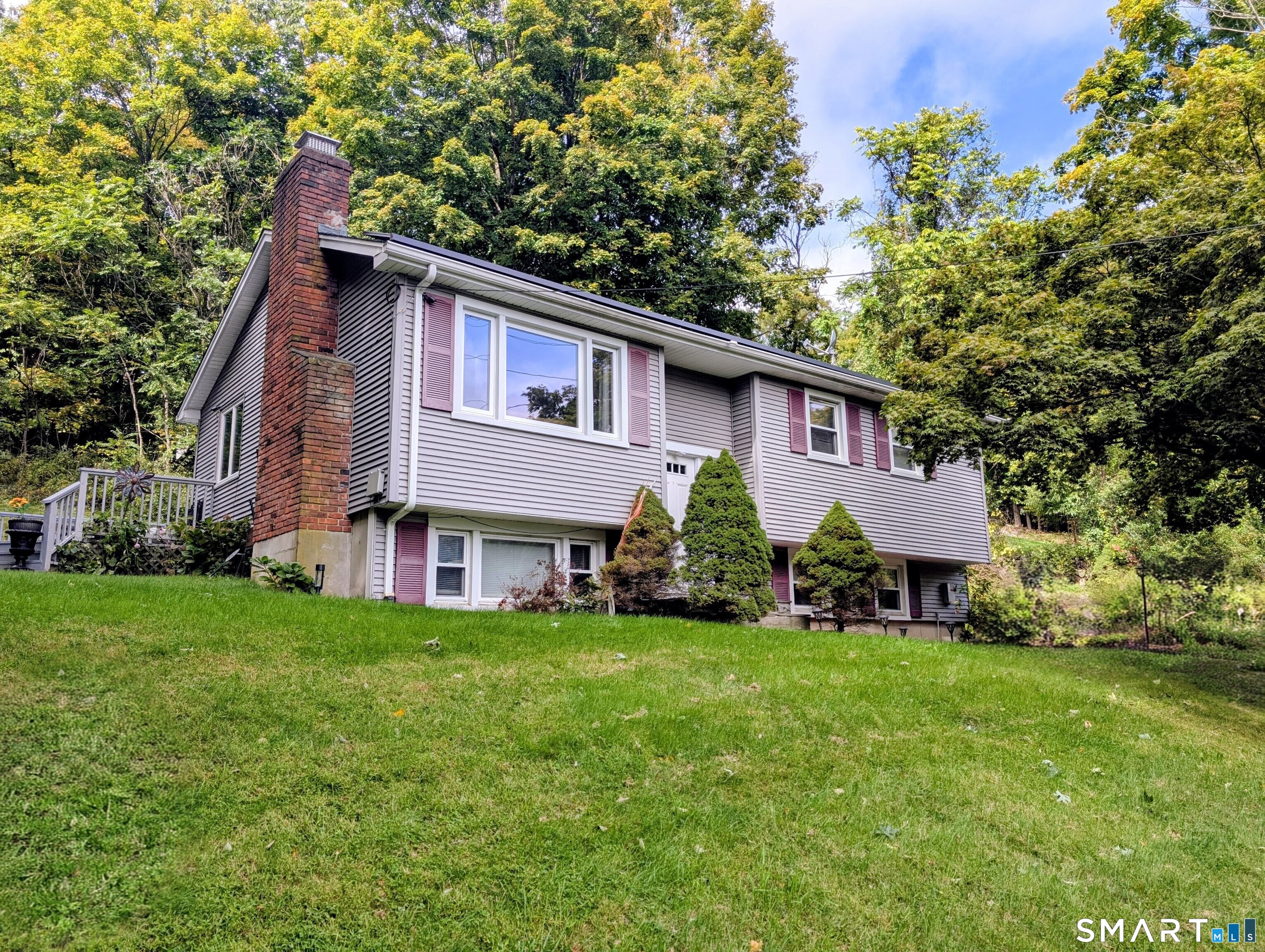 38 South King Street, Danbury, CT 06811 | For Sale at $465,000