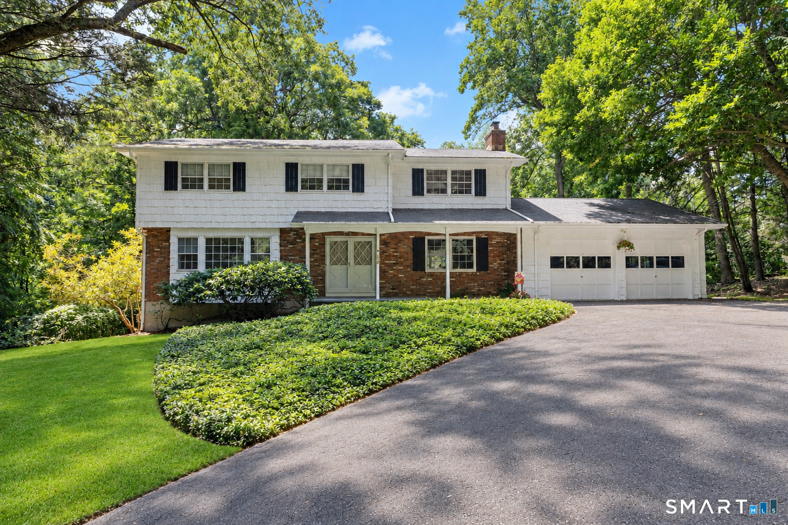 568 Hunting Ridge Road, Stamford, CT 06903 | For Sale at $769,000