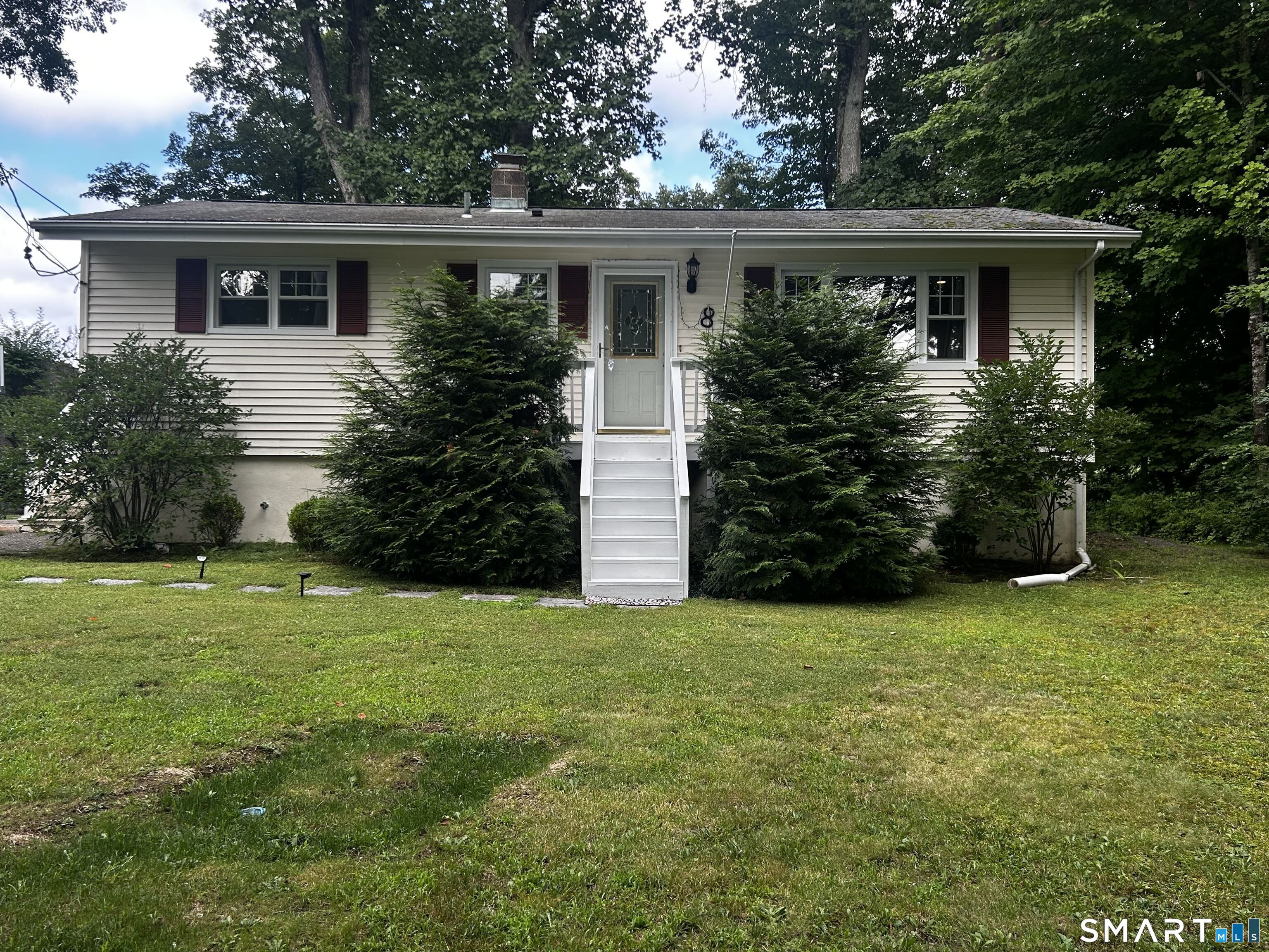 8 Lakeside Drive Extension, Ridgefield, CT 06877 | For Sale at $550,000