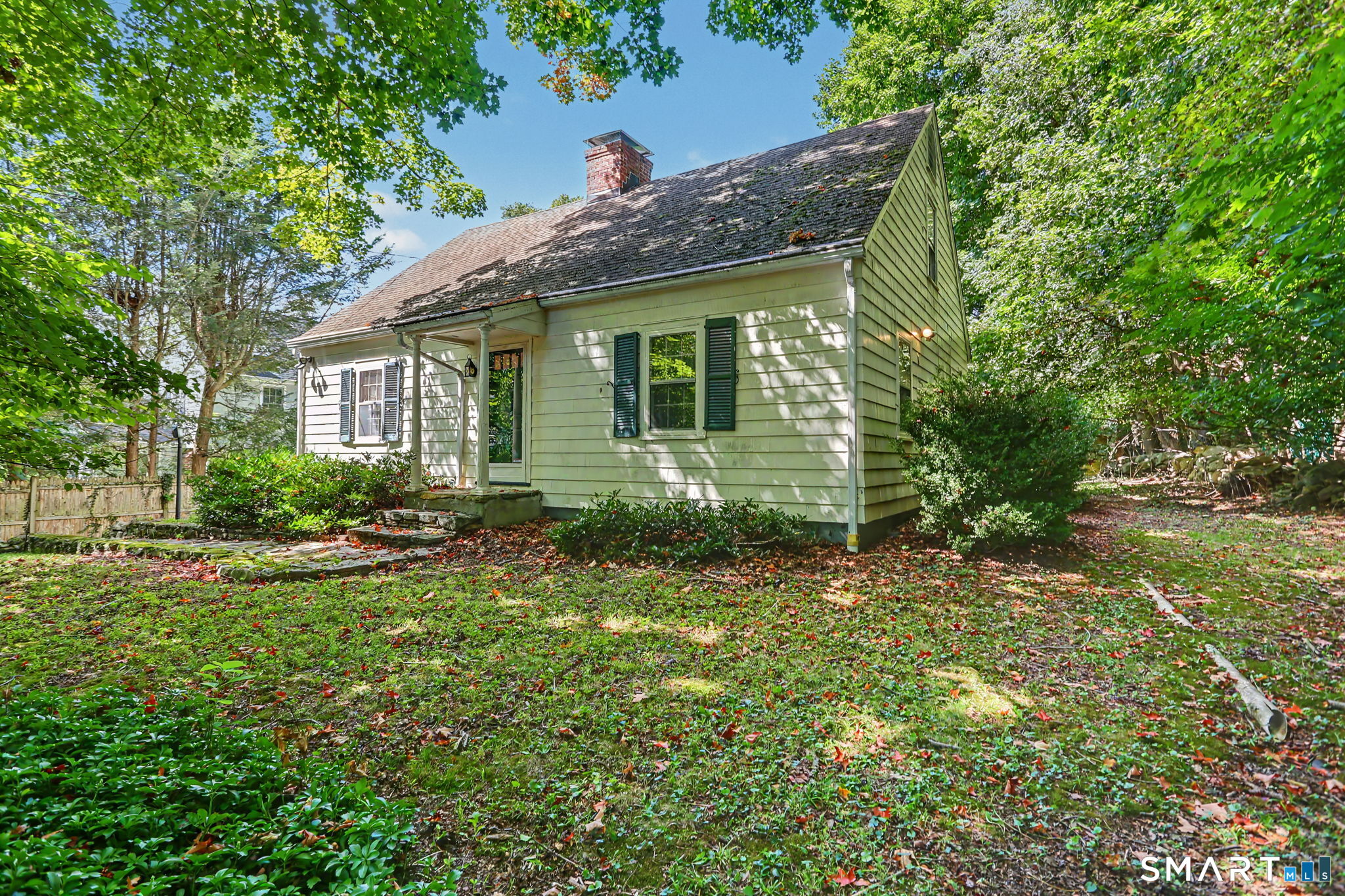15 Hyatt Lane, Westport, CT 06880 | For Sale at $905,000