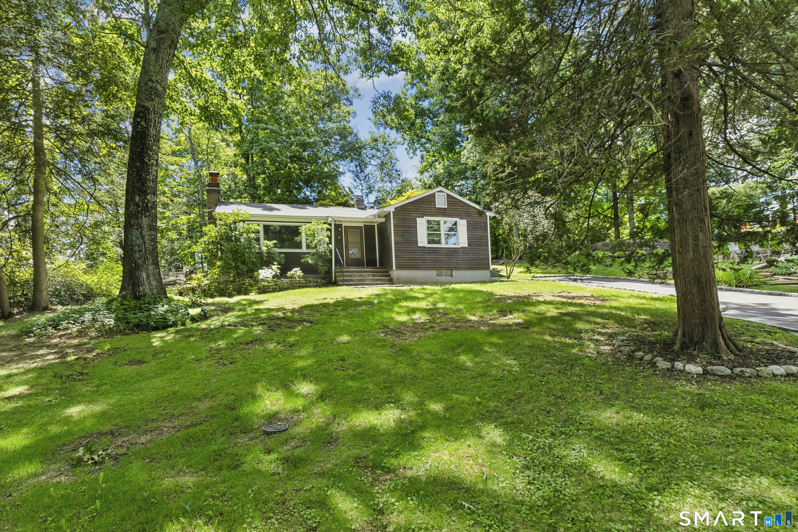 27 Woodland Way, Ridgefield, CT 06877 | For Sale at $575,000