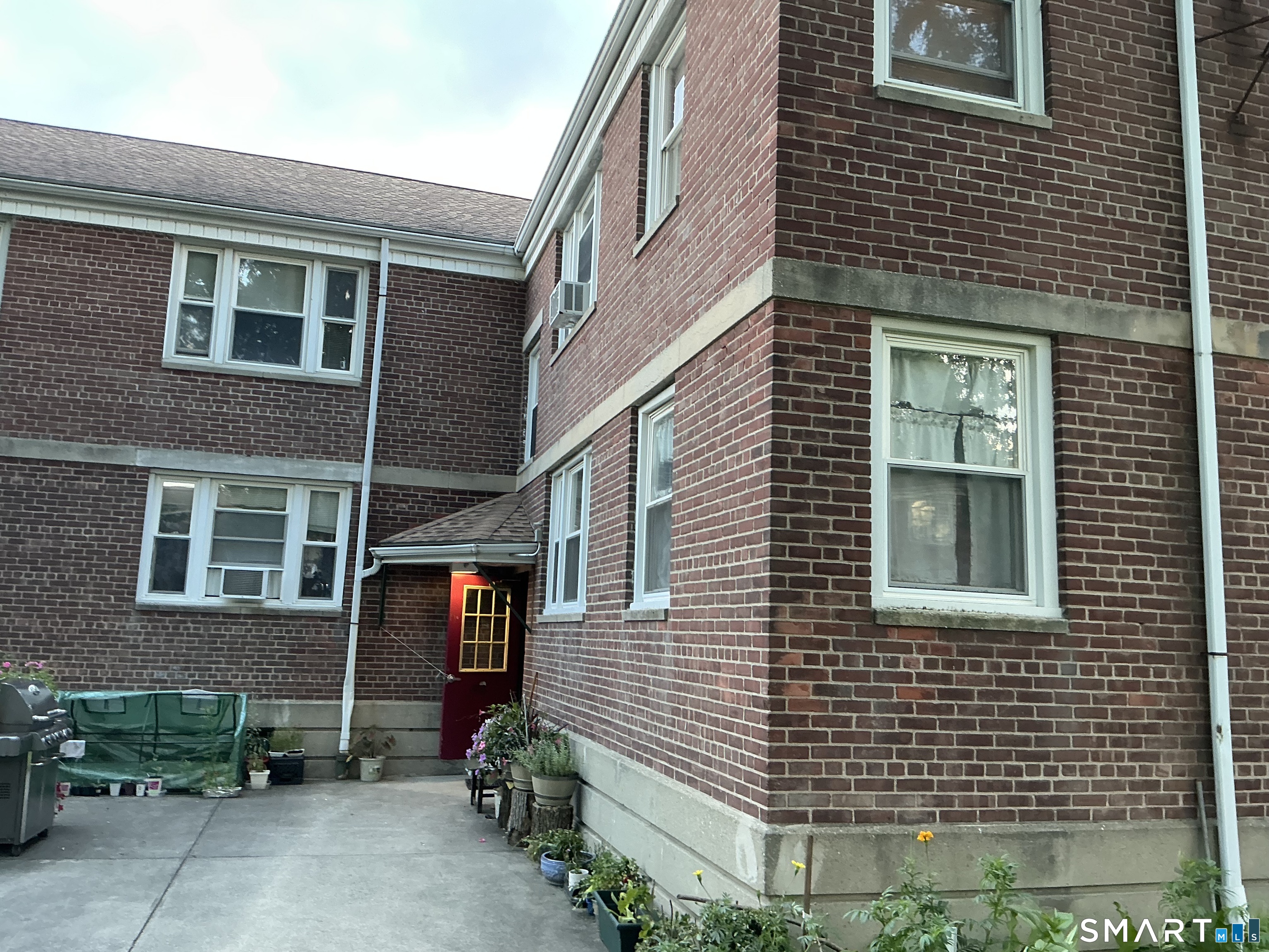 340 North Bishop, Bld 95 Avenue, 28, Bridgeport, CT 06610 | For Sale at $62,900