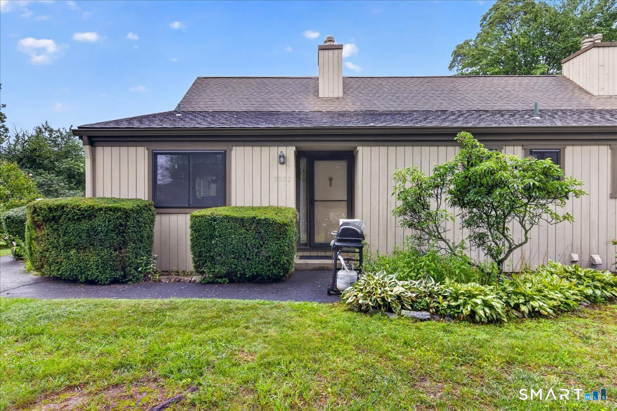 393 Ottawa Lane, b, Stratford, CT 06614 | For Sale at $350,000