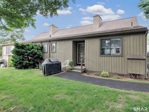  condo home for sale located at 443 North Trail, a, Stratford, CT 06614