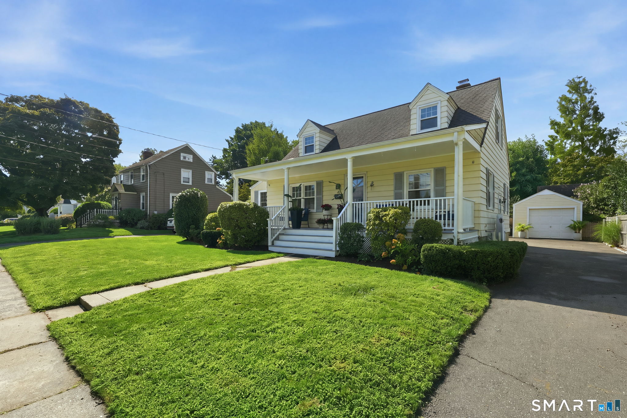 501 Lake Avenue, Bridgeport, CT 06605 | For Sale at $699,000