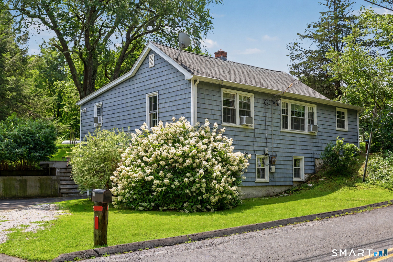 163 Huntingtown Road, Newtown, CT 06470 | For Sale at $350,000