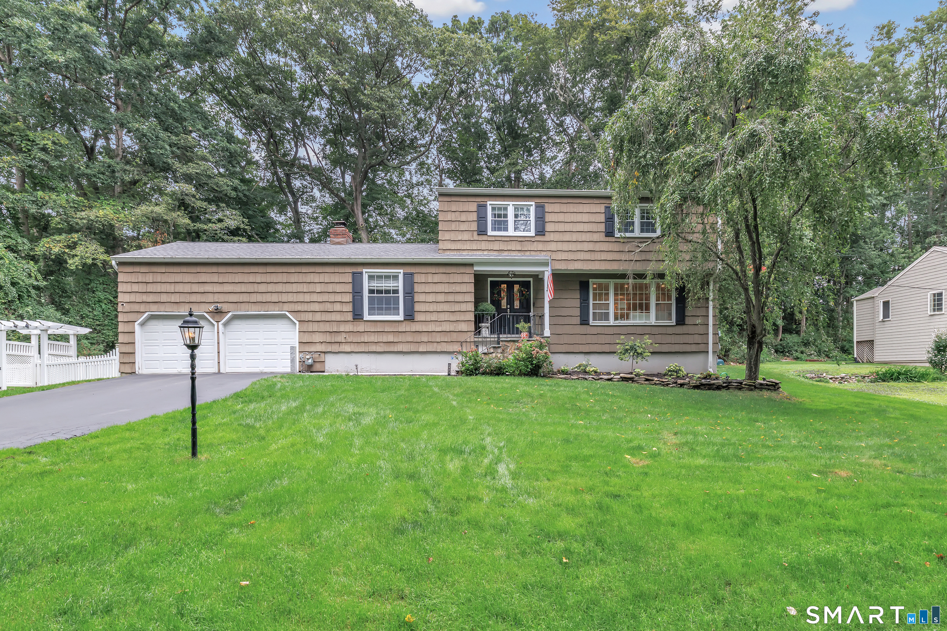 22 Sabina Road, Trumbull, CT 06611 | For Sale at $759,000