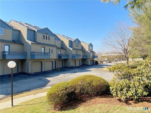  condo home sold located at 15 Perry Avenue, a3, Norwalk, CT 06850