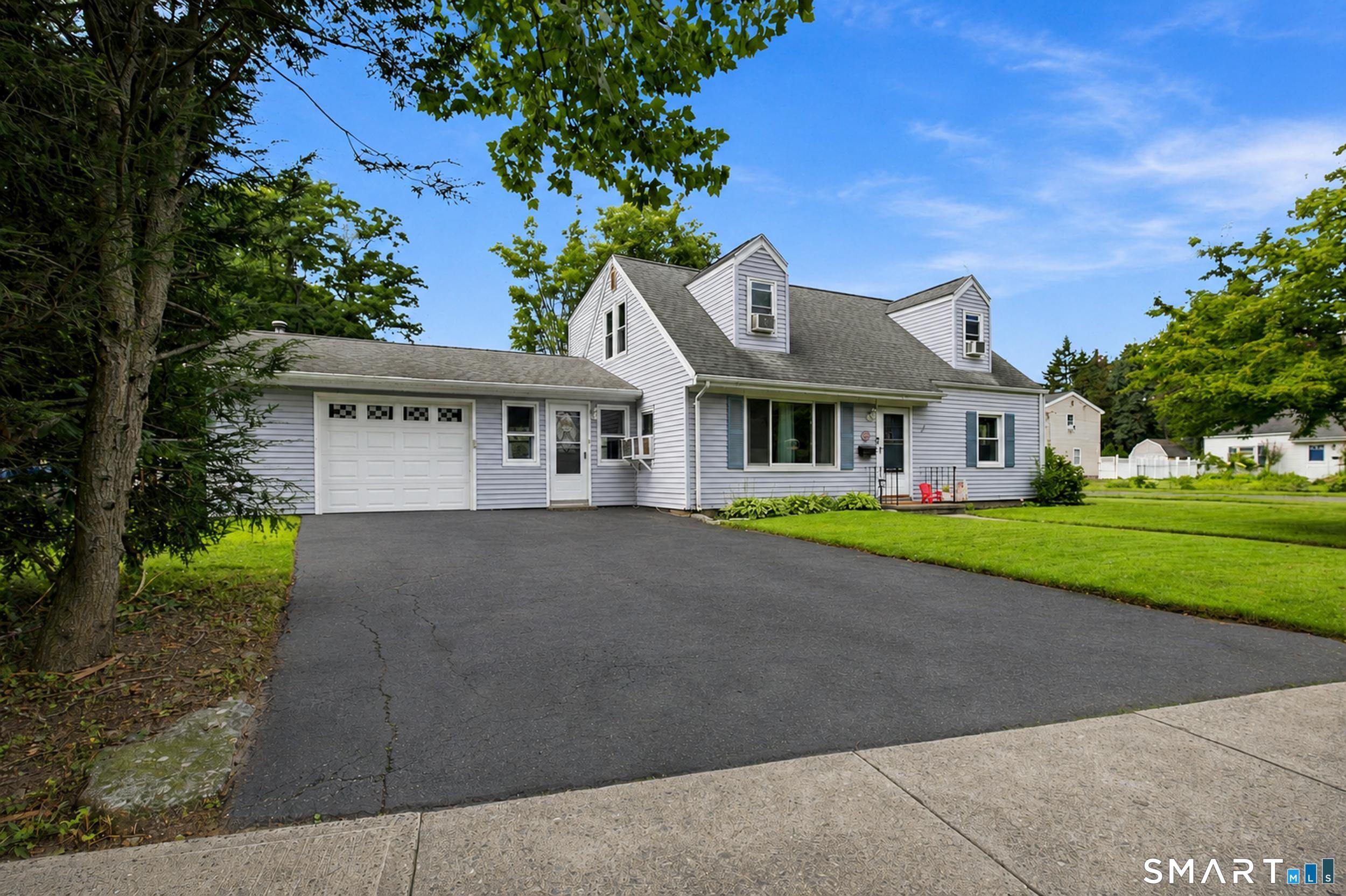 270 Delaware Drive, Stratford, CT 06614 | For Sale at $499,900