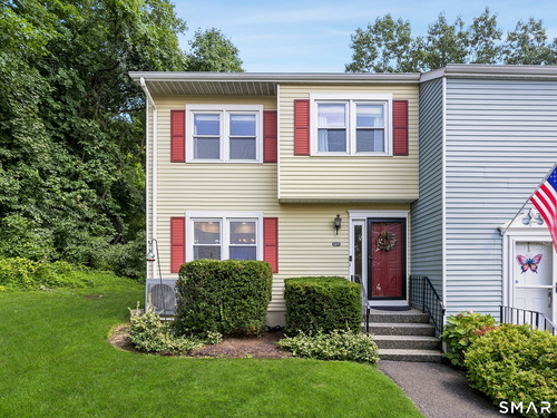  townhouse condo for sale located at 55 Mill Plain Road, 12-1, Danbury, CT 06811