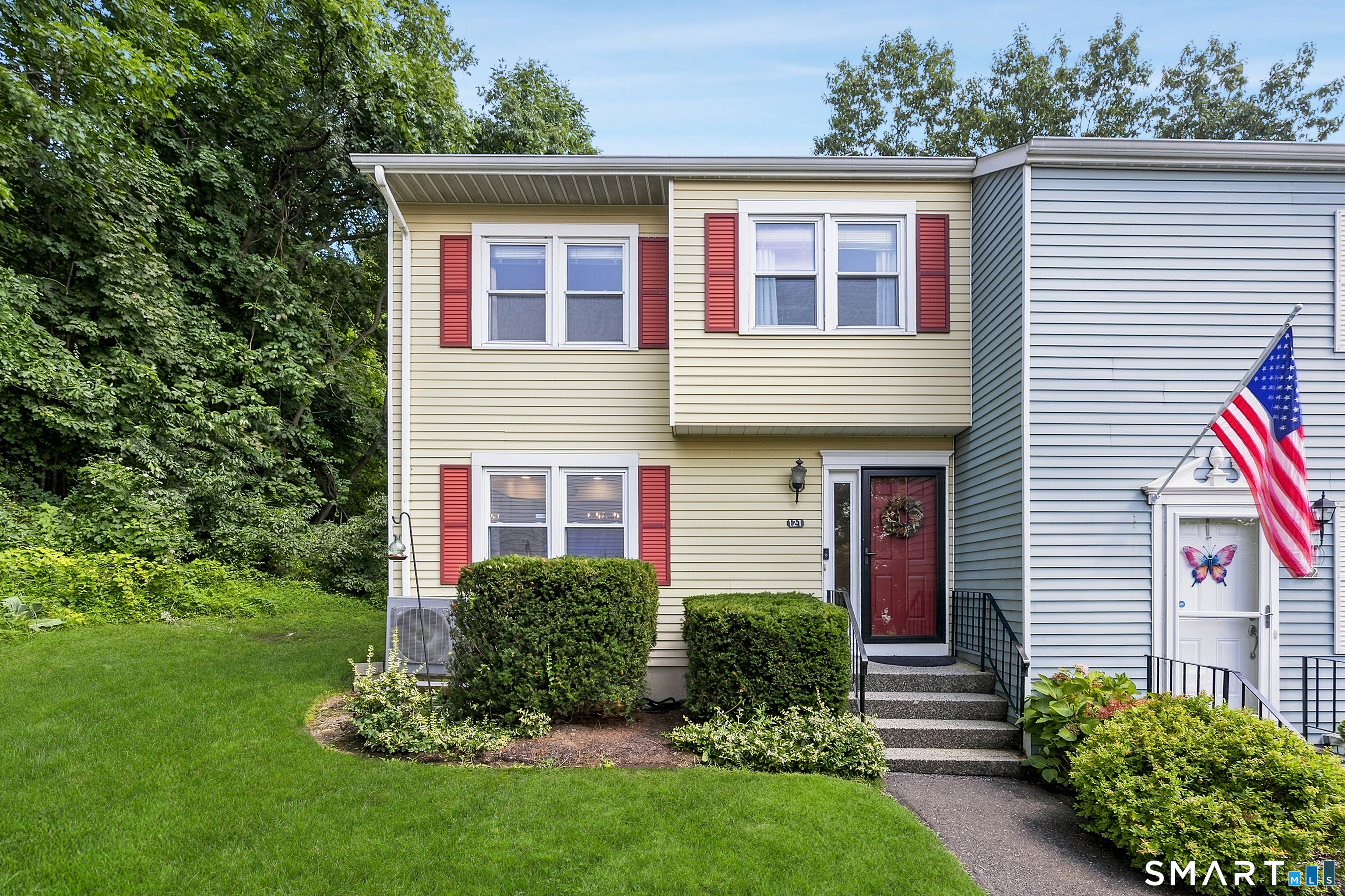 55 Mill Plain Road, 12-1, Danbury, CT 06811 | For Sale at $429,900