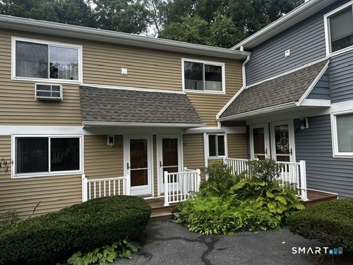  condo home for sale located at 6 Rose Lane, 2-13, Danbury, CT 06810