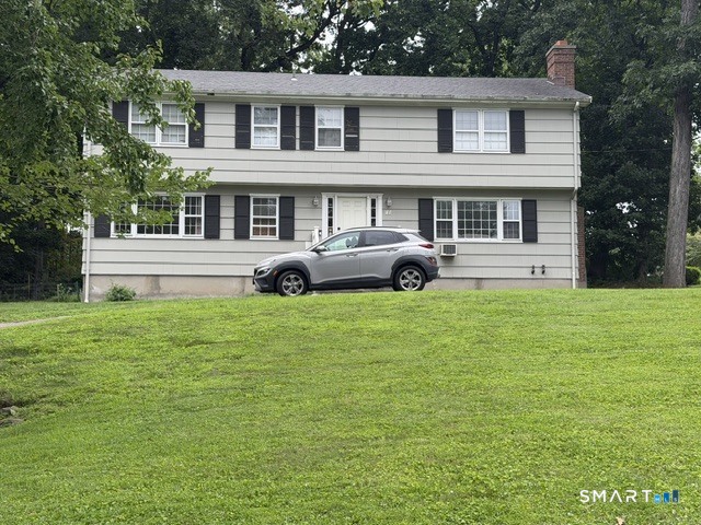 70 Crest Terrace, Fairfield, CT 06825 | For Sale at $998,000