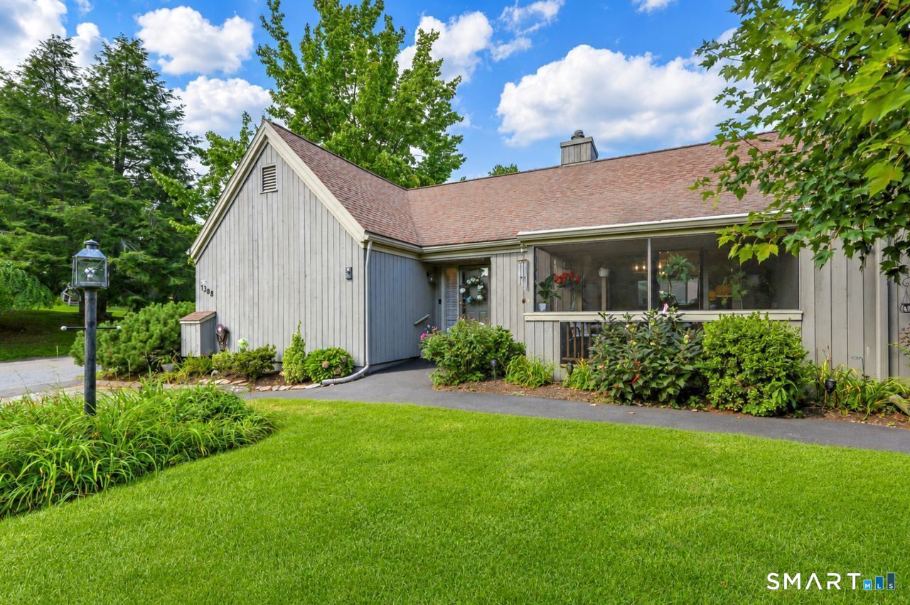 138 Bison Lane, b, Stratford, CT 06614 | For Sale at $480,000