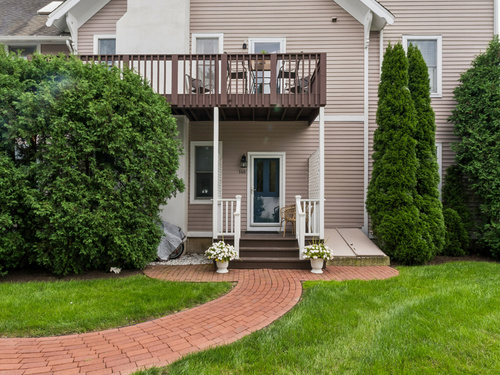  townhouse condo for sale located at 146 Sherman Court, Fairfield, CT 06824