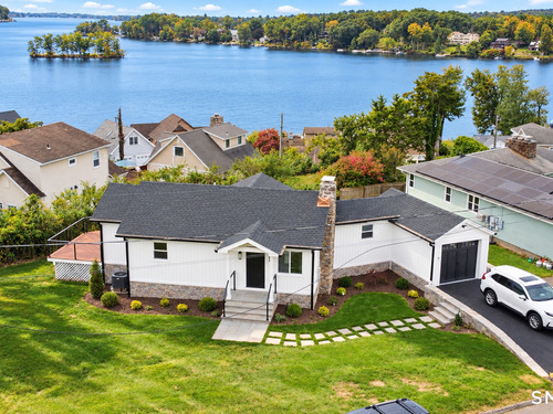  single family home for sale located at 2 Longview Drive, Brookfield, CT 06804