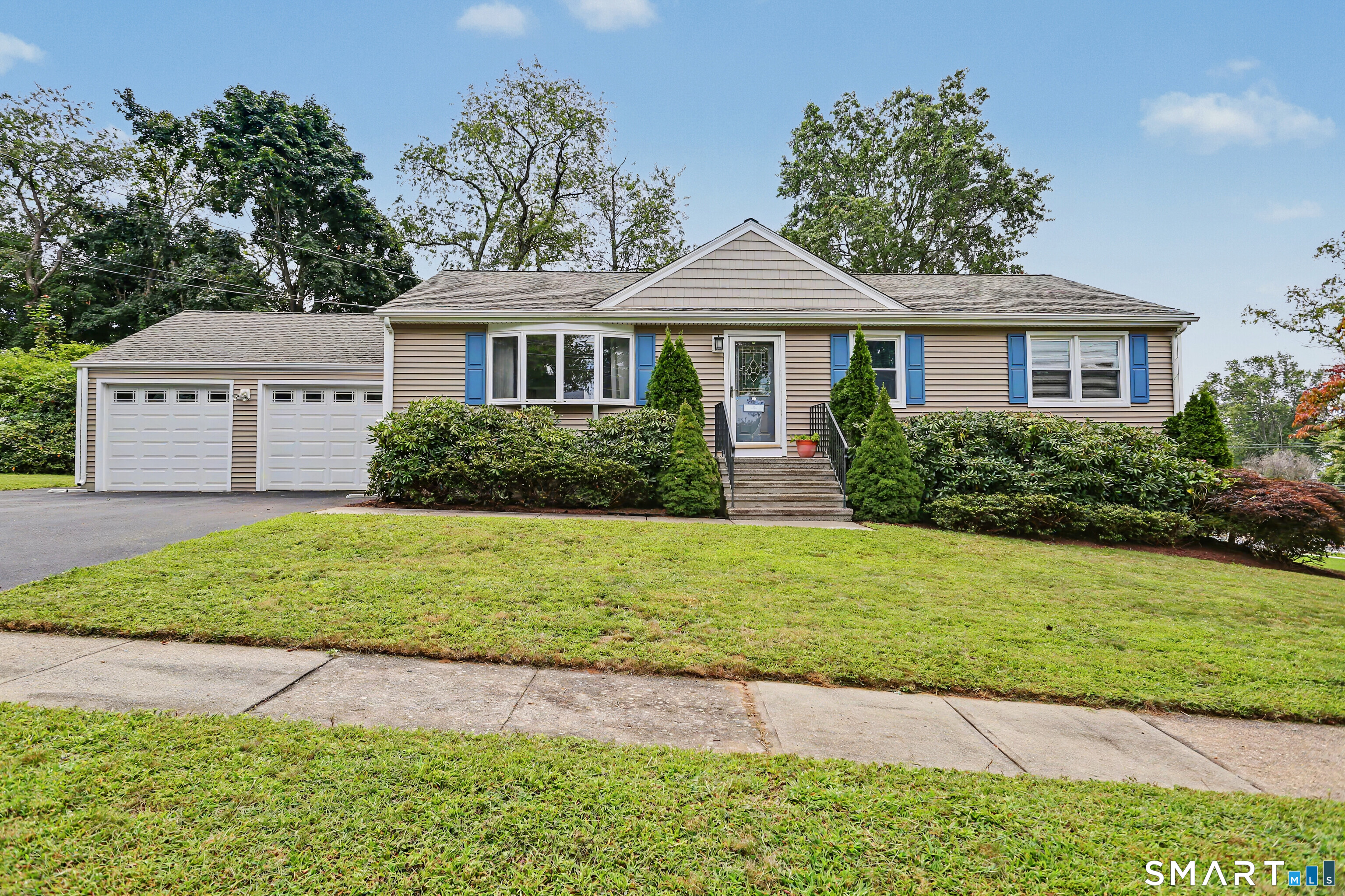 35 Sunrise Terrace, Stratford, CT 06614 | For Sale at $499,000