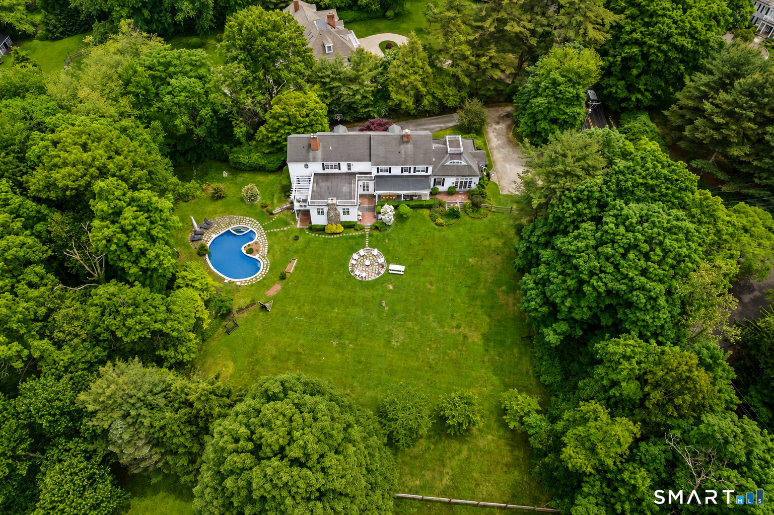 125 West Road, New Canaan, CT 06840 | For Sale at $4,595,000