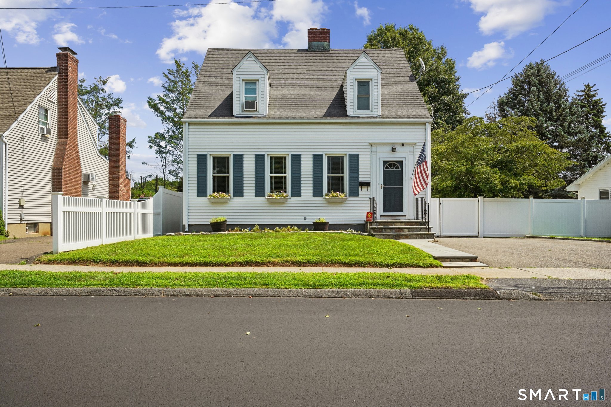 320 Swanson Avenue, Stratford, CT 06615 | For Sale at $399,900