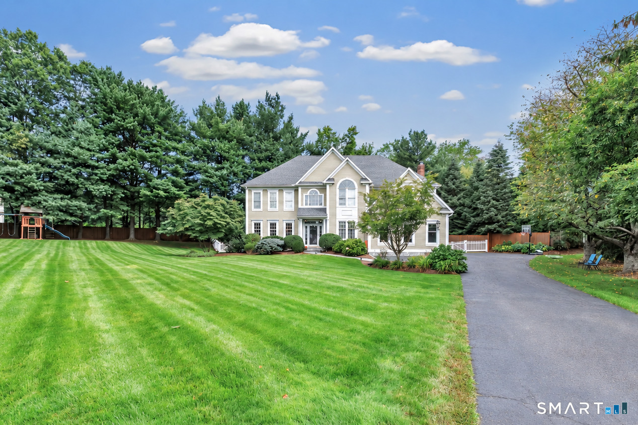 305 South Gate Lane, Fairfield, CT 06890 | For Sale at $2,000,000