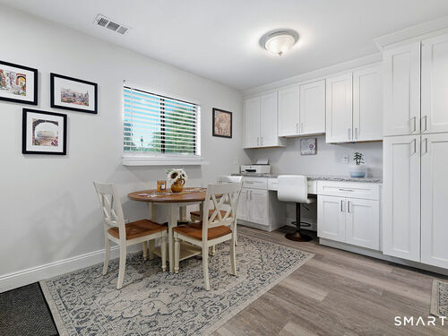  townhouse condo for sale located at 135 Knapps Highway, 135, Fairfield, CT 06825
