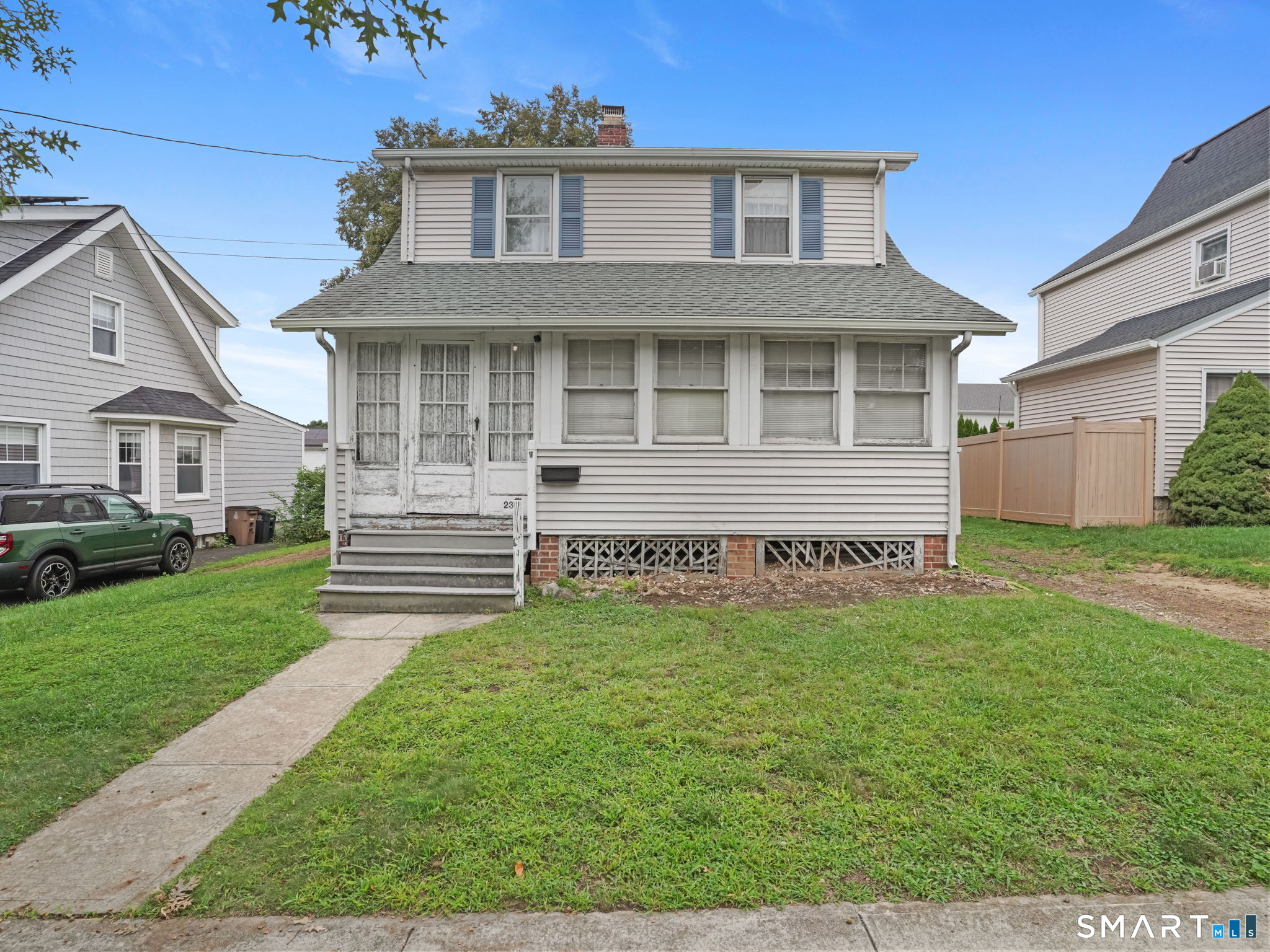 23 Forest Lawn Avenue, Stamford, CT 06905 | For Sale at $479,000