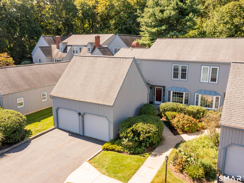  townhouse condo for sale located at 170 Glengarry Road, 170, Fairfield, CT 06825