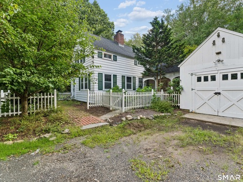  single family home for sale located at 170 South Main Street, Newtown, CT 06470
