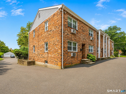  condo home for sale located at 9 Windell Place, 9, Stamford, CT 06906