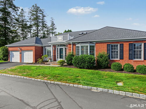  condo home for sale located at 39 Bank Street, 39, New Canaan, CT 06840