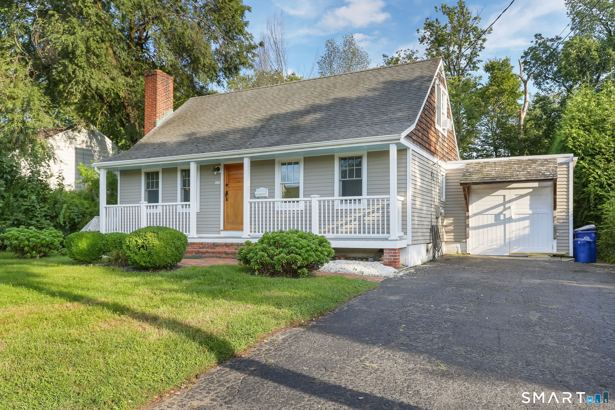 40 Emerson Street, Norwalk, CT 06855 | For Sale at $679,000