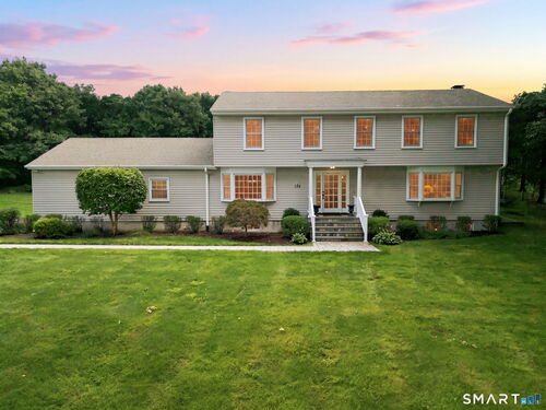  single family home for sale located at 124 Sturbridge Lane, Trumbull, CT 06611
