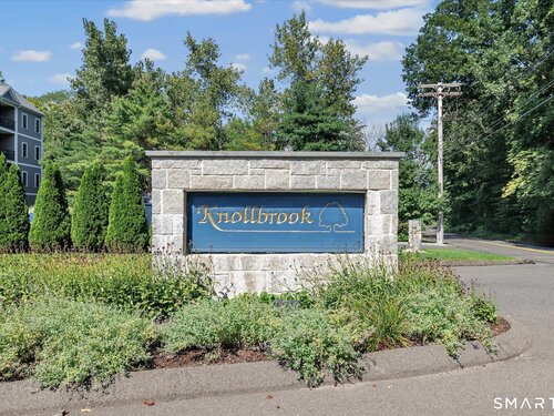  townhouse condo for sale located at 26 Ivy Grove Court, 26, Shelton, CT 06484